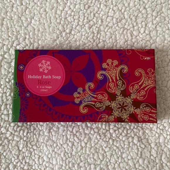 *NIB* Natures Partners Rose Scented Holiday Bath Soap (3 Soaps) - Picture 2 of 5